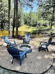 Cozy 2 bedroom cabin nestled in the pines - Homestays