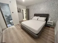 Stylish Contemporary Apartment