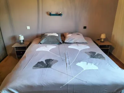 Appartement Pour les Amoureux de la Nature: Lac, Plan D'eau, Randos en Montagne Hotels in der Nähe von Notre Dame du Réal