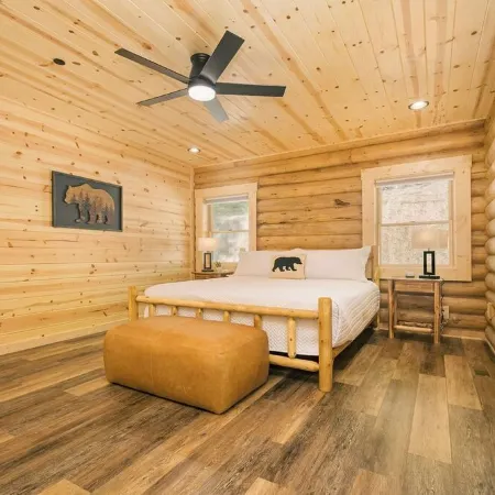 Brand NEW Build! Five Master Suites~Bunk Room~INDOOR POOL, Game ROOM & Hot Tub!