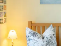 "Kleine Küstenpause" - Apartment in the outbuilding (Wlan) Hotels in Garz