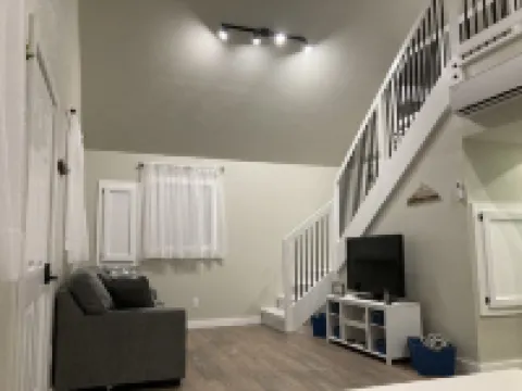 Mountain Laurel House