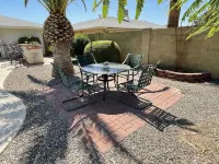 5 star resort pool,jet tub, out drshower,barbeque,fire pit,tv’s,amazing backyard