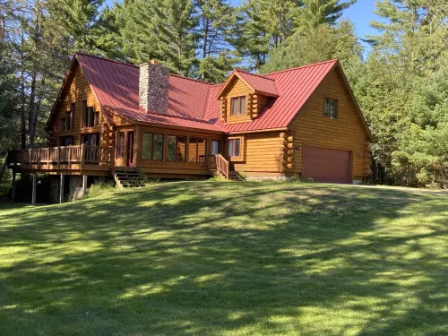 Beautiful Waterfront Property with Breathtaking Views.