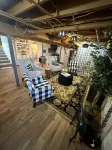 Spacious Farmhouse with Breakfast- Ella’s Place