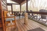 Dogs stay free / Private / 15mins Blue Ridge