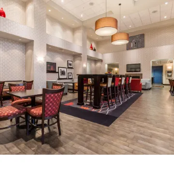 Hampton Inn & Suites by Hilton Lethbridge