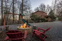 Mountain views~Near the River~Playground~Pet Friendly!