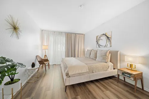 Chic 2-bedroom apartment with fitness room, WiFi in fabulous Marina del Rey