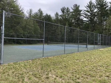 Well appointed Townhouse,great location w/lovely mountain view,pool & tennis,A/C Отели в г. Норт-Конуэй