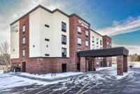 Cobblestone Hotel & Suites - Rhinelander Hotels in Rhinelander