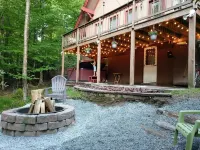 Relax at the Read Retreat-ready to host families all 4 seasons