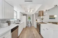 🌟Family-Friendly 4BR🛝Close to All DFW Attractions🌟 Hotel a Carrollton