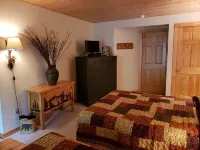Ski In/Ski Out, 3 BR/3BA  Condo, Hot Tub, Fireplace in Big Sky Mountain Village - 발코니