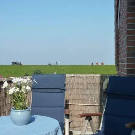 "FeWo Meeresblick am Sandstrand"-2 Bedrooms- Balcony-2nd Floor-50 Meters to the Beach