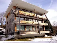 Apartment with Large Balcony on Top Floor, Lovely View Close to the Slopes Отели рядом с достопримечательностью «Fouartes Sport Ski Set»