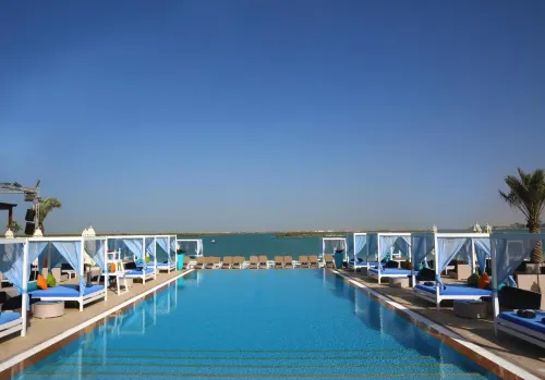 فندق روتانا جزيرة ياس