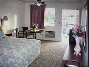 Del Rio Lodge