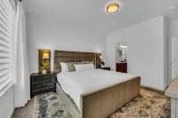 Luxury Condominium 8 Miles from Snow Basin Sleeps 10