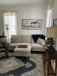 Charming colonial home in Oneida Castle