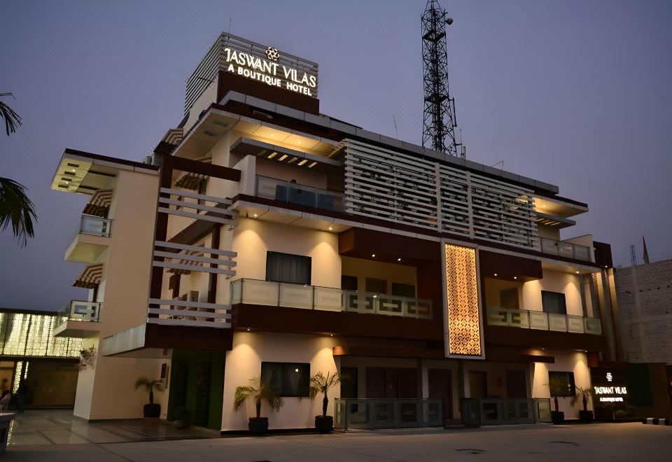 hotel overview picture