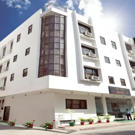 Saar Inn Отели рядом с достопримечательностью «Карол-Бах»