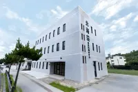 LOW COST RESORT MANZA BEACH