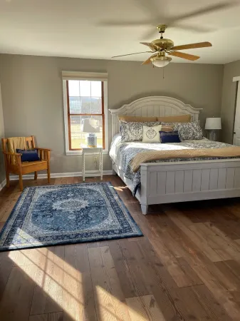 Bluebird Meadows with In-ground Pool and Hot Tub! 125 ACRES TO EXPLORE