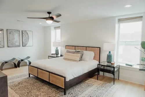 The Principal: Modern Townhome in Downtown