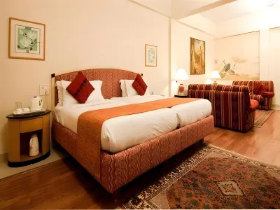 Astoria Hotel Hotels in Churchgate