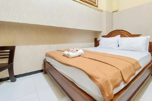 Hotel Shinta 2 Near Alun Alun Kertosono Mitra RedDoorz