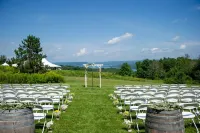 Rent an entire lake-view estate in the heart of wine country!