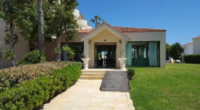 Mandalena Hotel Apartments