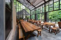 Boulder Valley Hotels in Southwest Penang Island