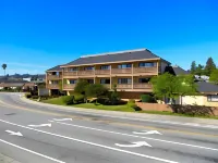 Ocean Gate Inn Hotels in Twin Lakes