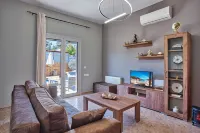 Middle of Crete Apartment فنادق في Faistos