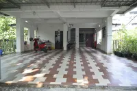 Nirupama Hotel Aluva Hotel di Alwaye