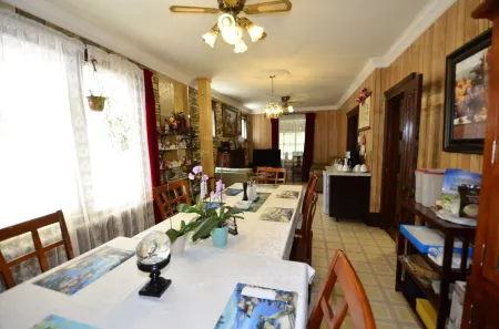 Ambassador B&B Guest Home