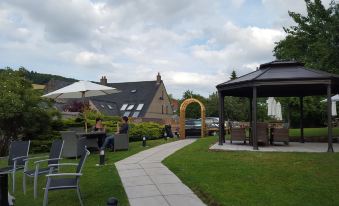 Dragon Inn