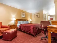 Quality Inn & Suites Gilroy Hotels in Gilroy