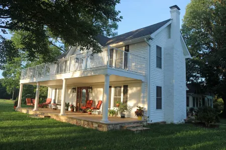 Villa Cathedral Отели в г. Каннингэм