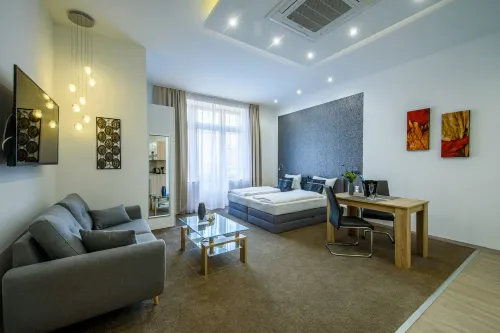 Karoly Corner Residences - Holiday Apartments