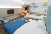 Hotel Plaza - Site du Futuroscope Hotels in Шассней-дю-Пуату