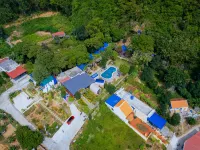 Green Homestay Hotels in Cat Hai