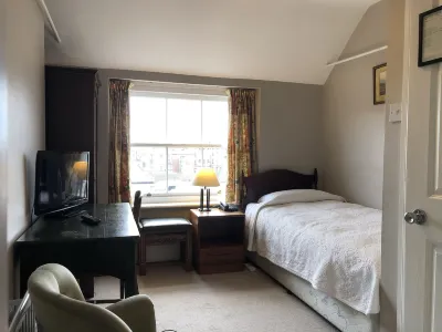 Harveys Guest House