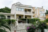 Apartments Laura Mljet
