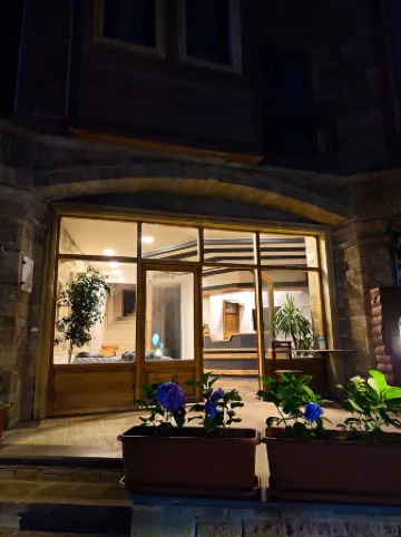 İmroz Adali's Hotel