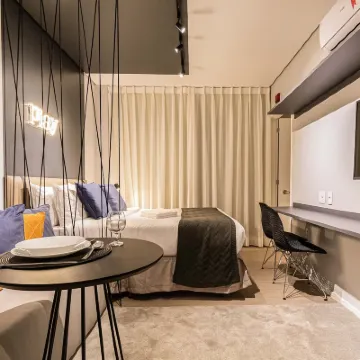 Charlie Houx Faria Lima Hotels near Butanta