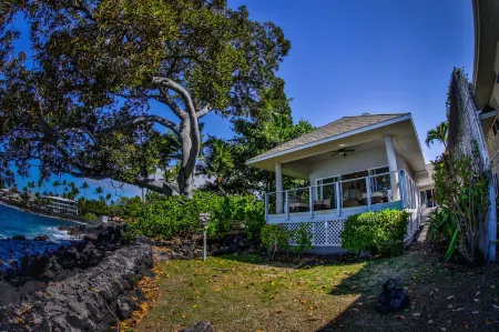 Kona Bay Hale