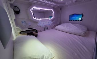HOTEL GALAXY POD